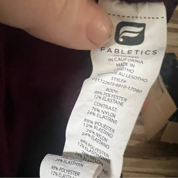 Fabletics burgundy leggings - Image 4