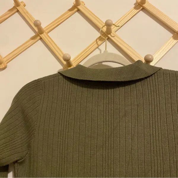 Vici Olive Green Knit Sweater Midi Dress size Small - Image 8