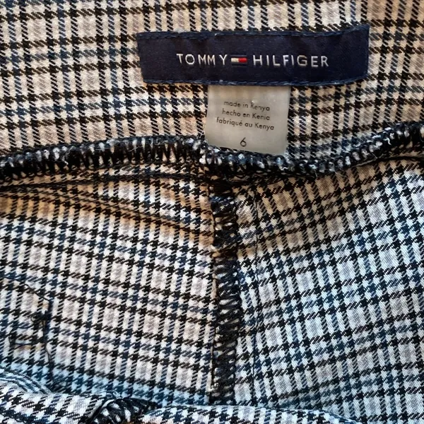 Tommy Hilfiger| Plaid black/white/tan stretchy slacks - Image 4