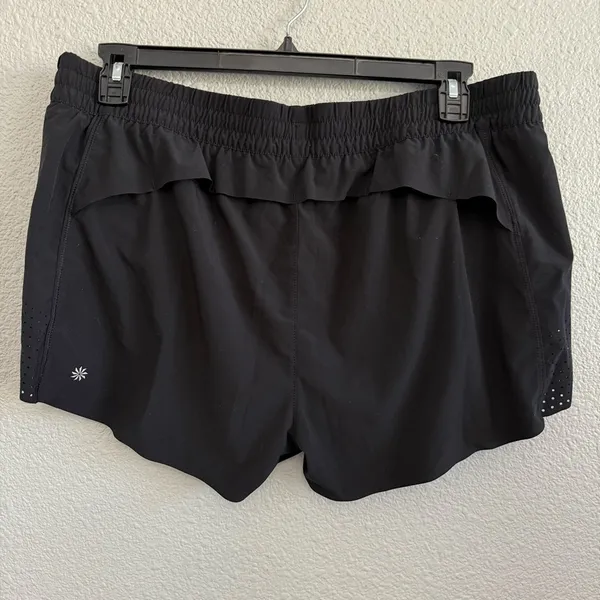 ATHLETA Hustle 3" Shorts - Image 3