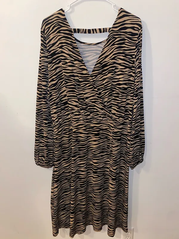 LOFT Animal Print Long Sleeve Maxi Dress Size 14 Stretch Like New - Image 16
