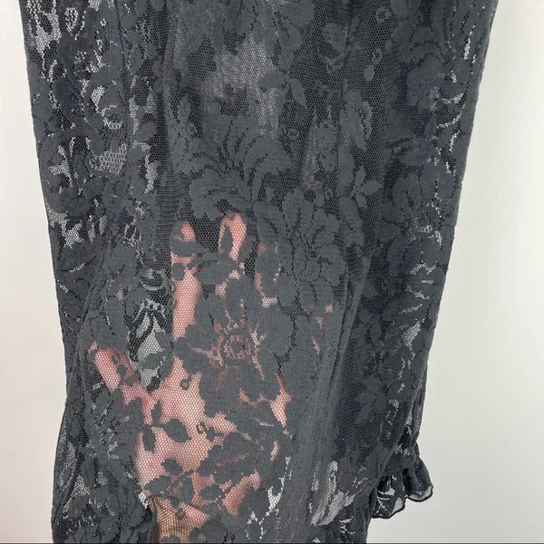 Victoria’s Secret Black Floral Lace Slip Dress Medium Ruffle Hem Sexy Lingerie - Image 8