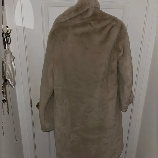 Abercrombie Faux Fur Long-Length Coat A&F XS - Image 4