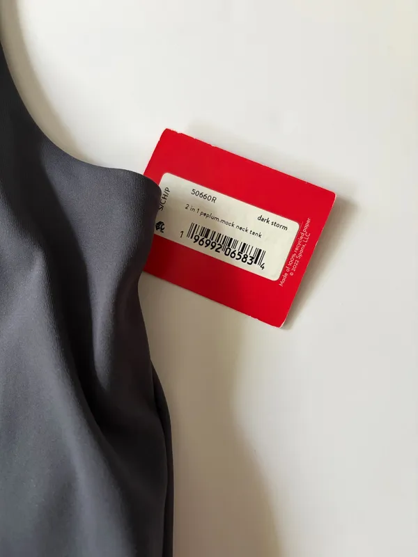 NWT! SPANX Gray Active Peplum Tank - Image 6