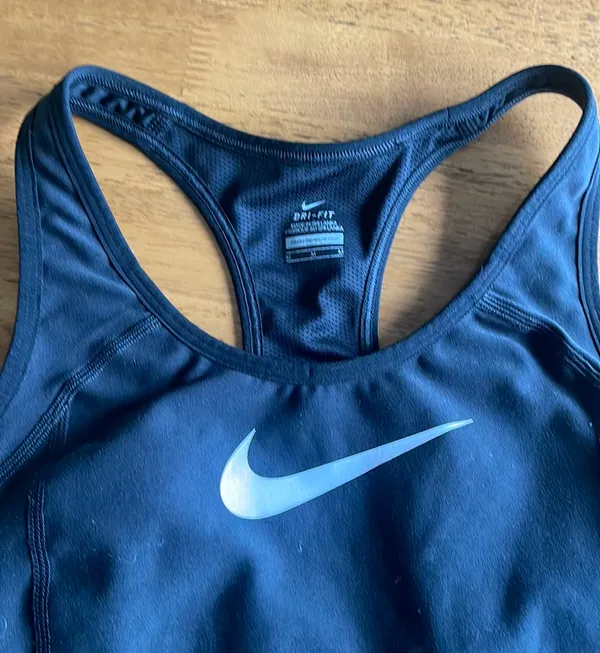 Nike Dri-Fit Workout Bra Tank Medium - Image 2