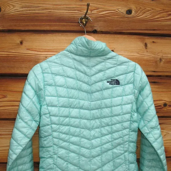 The North Face Thermoball Puffer Jacket - Image 9
