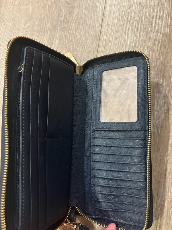 Michael Kors Wristlet Wallet Navy - Image 3