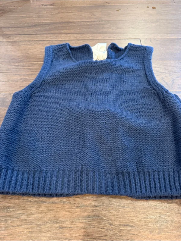 Women’s Navy Knit Sleeveless Sweater Top with Bow Detail Size S/M ? - C67-106 - Image 2