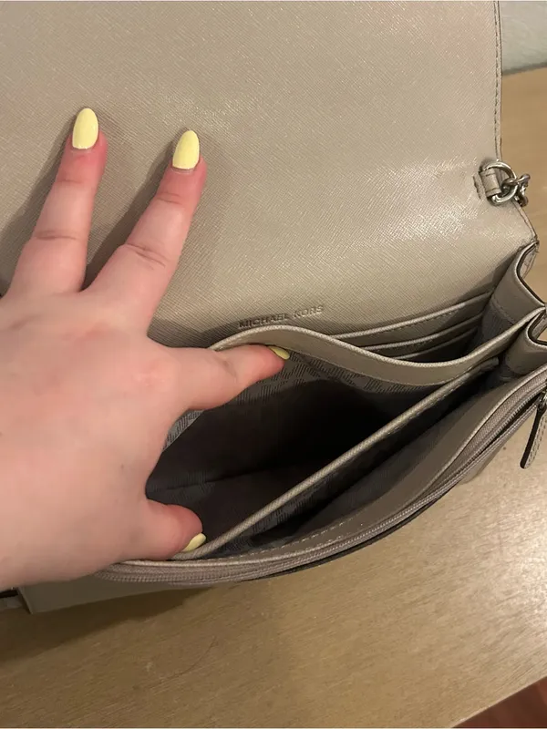 Michael Kors Beige Tan/Grey Crossbody Bag - Image 7