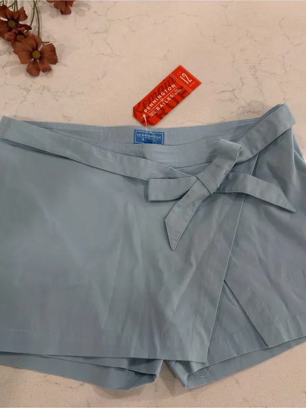 Light Blue Wrap Skort with Side Tie and Embroidered Logo Size 12 - Image 2