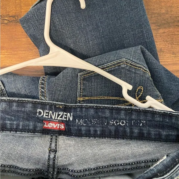 EUC | Levi’s women’s bootcut jeans — size‎ 4 - Image 6