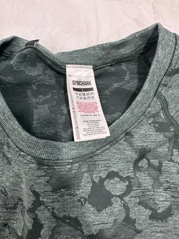 Gymshark Adapt Camo Seamless Long Sleeve Crop Top - Image 4