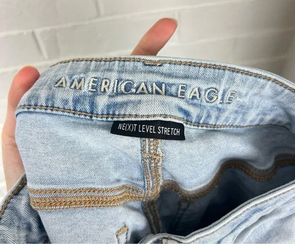 American Eagle Distressed Light Wash High Rise Jegging Size 2 - Image 3