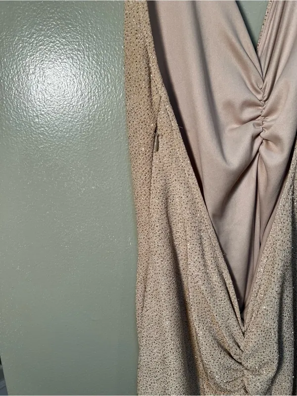Vintage Bari Jay Women's Maxi Dress Halter V-Neck Cinched Beige‎ Gold Glitter - Image 11
