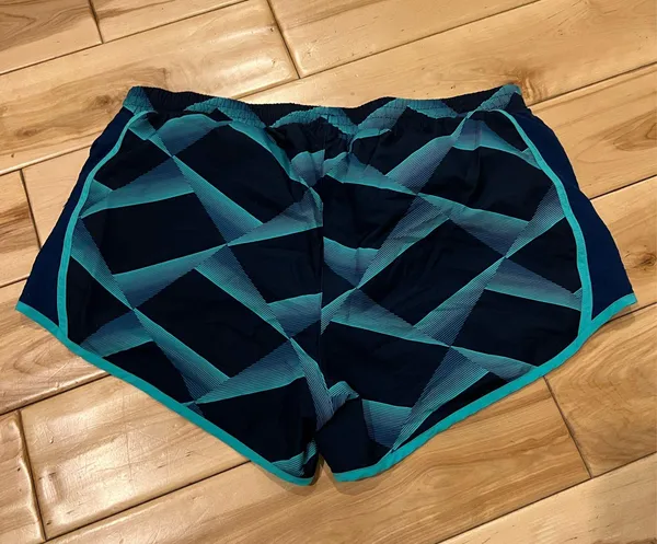 Under Armour Shorts - Image 2