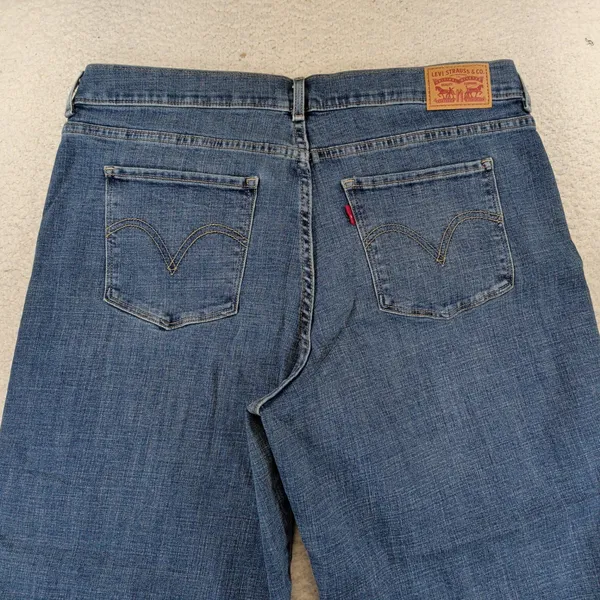 Levis Classic Wide Leg Crop Jeans Womens 16 Medium Wash Blue High Rise - Image 9
