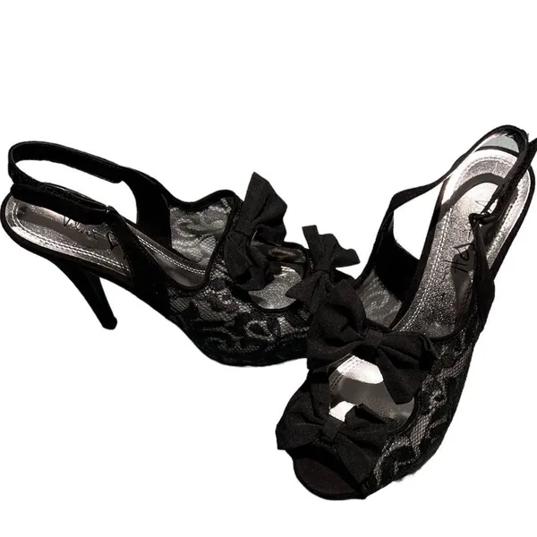Velvet Heart Nude under lace‎ peep to lace bow heels Size 8 B41 - Image 2