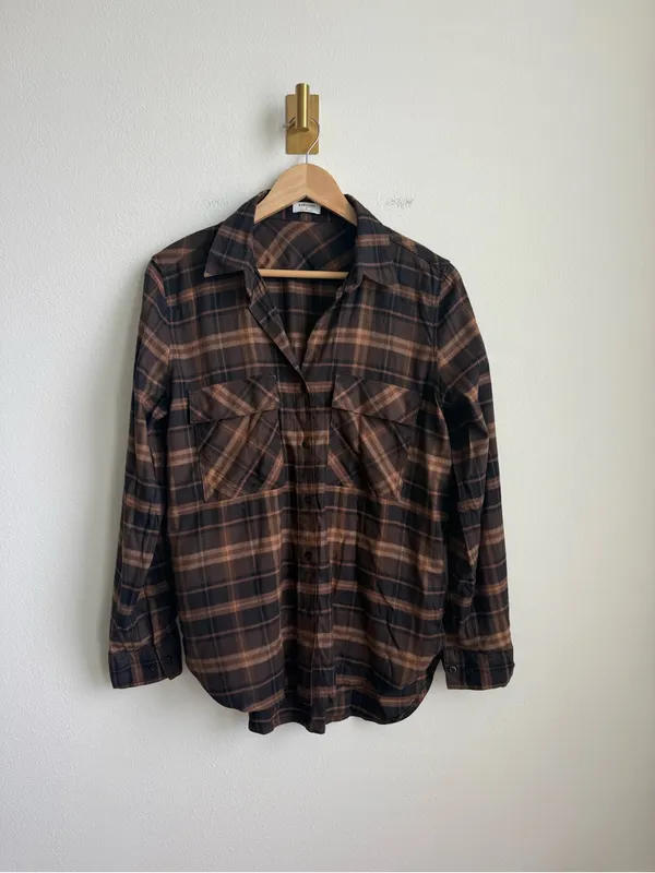 Aritzia Babaton Utility Shirt Brown Plaid Oversized Button Down Size Small - Image 5