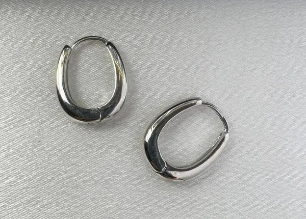Small Oval Silver Hoop Earrings for Women - Image 2