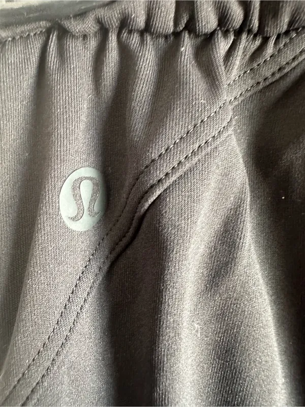 79. Lululemon Keep Moving Pant 7/8 High-Rise sz2 - Image 6