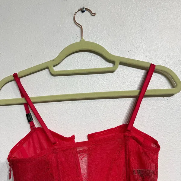 Victoria's Secret Red Very Sexy Deep V Corset Lace Bra Sz M NWT - Image 9