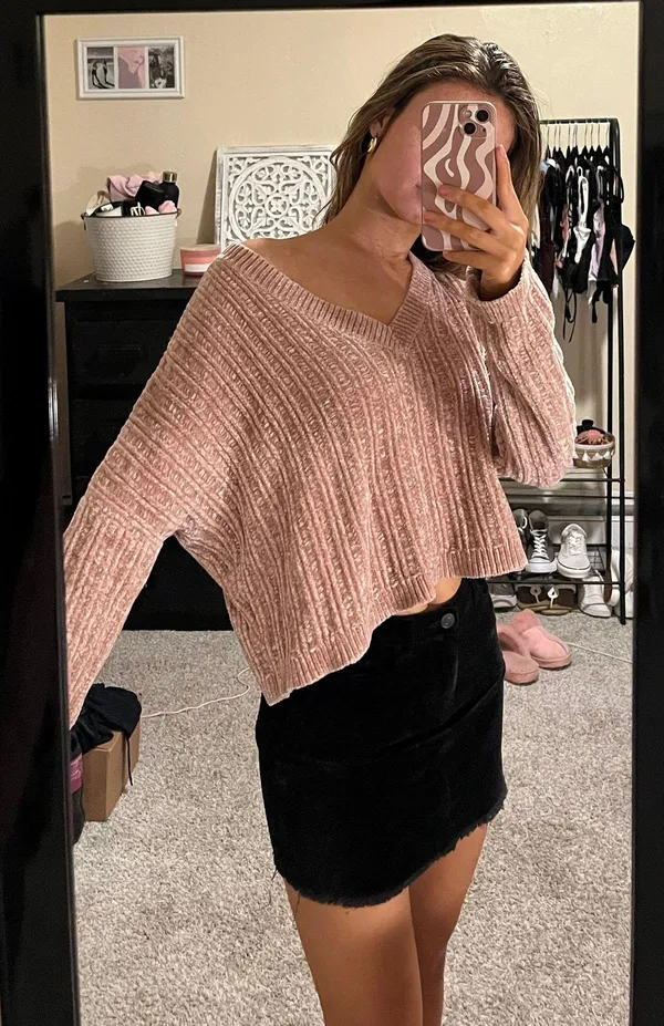 LA Hearts sweater - Image 2
