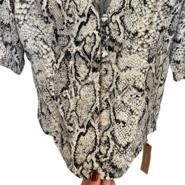 New Reformation Eliana Button Down Top In Snakeskin - Image 6