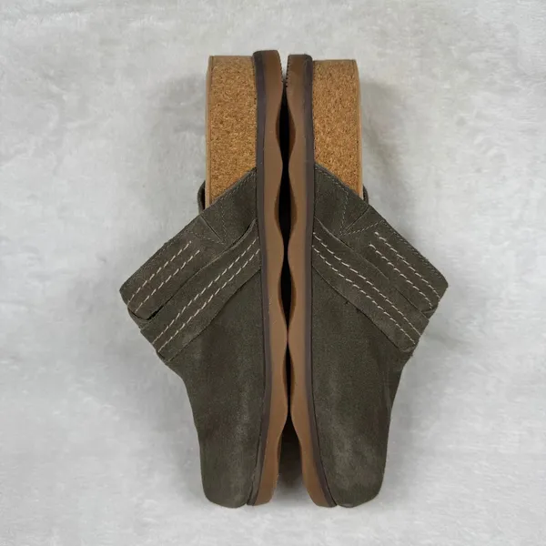 Clarks‎ Collection Brown Suede Mules Ultimate Comfort Clogs Womens 7M 26168507 - Image 11