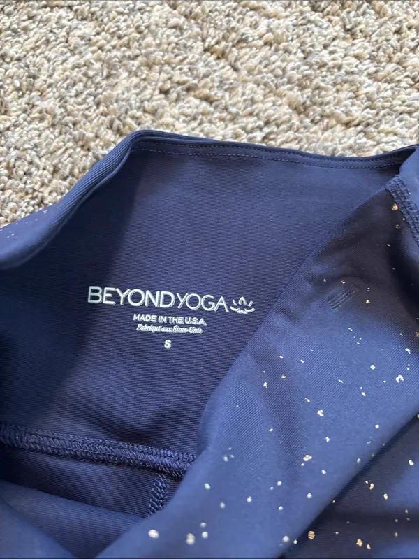 Beyond Yoga leggings size small - Image 3