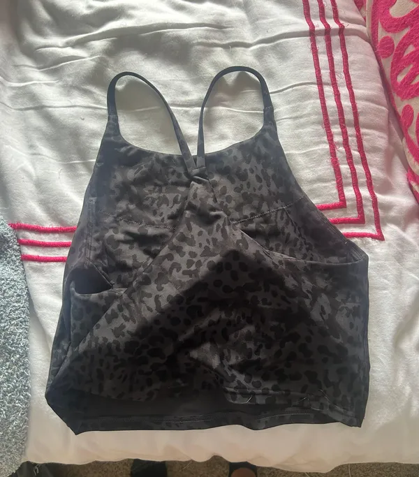 Old Navy Workout Tank - Image 2