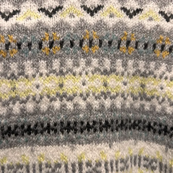 American Eagle Womens Fair Isle Knit Sweater Gray Yellow‎ Geometric Size M NEW - Image 7