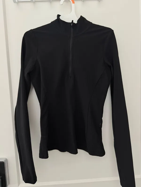 Alo Yoga Long Sleeve Top - Image 2