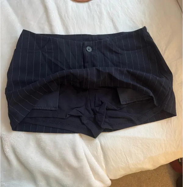 Brandy Melville Skirt Mini Striped - Image 2