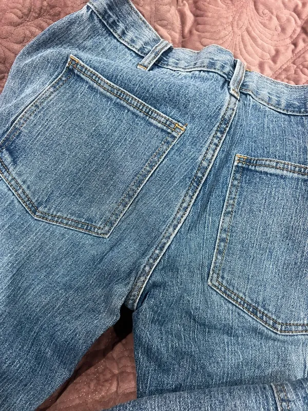 Light Wash Women's Jeans - Classic cargo Straight Leg - Image 3