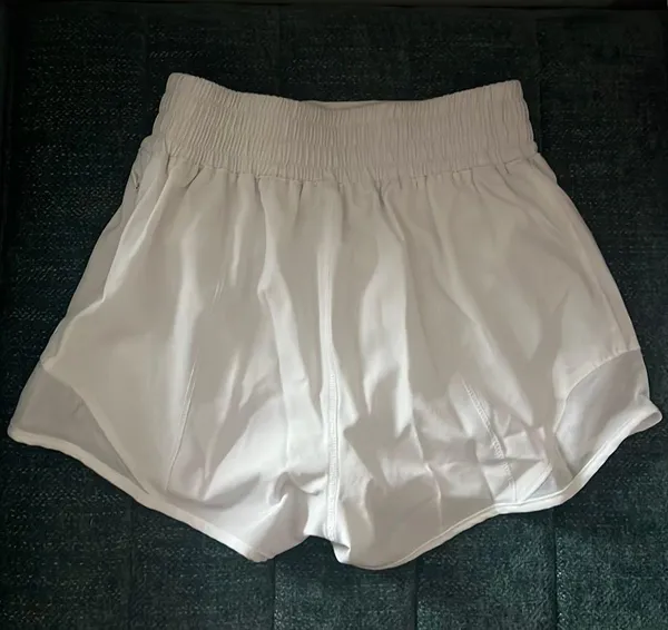 xs White Shorts - Image 2