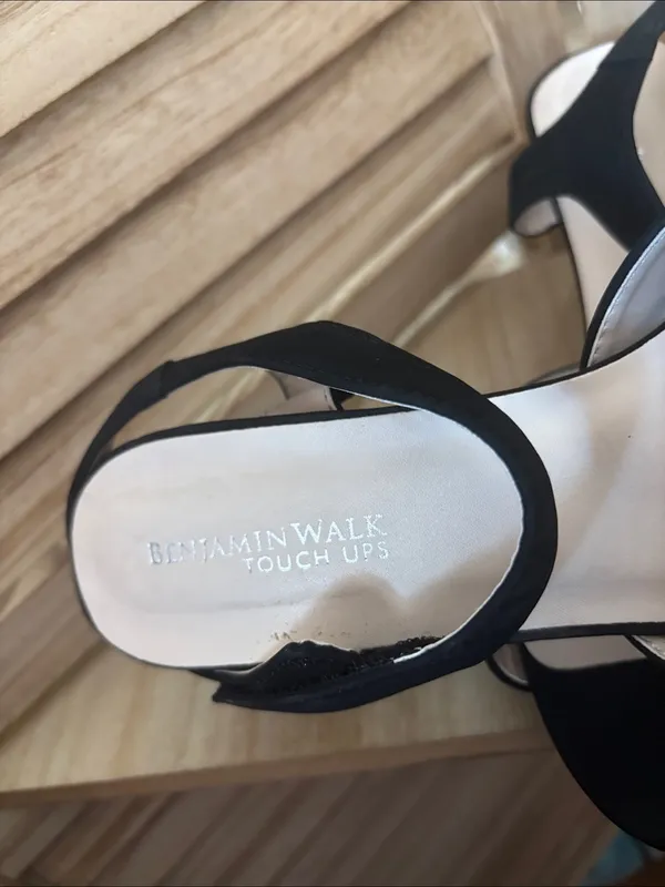 Benjamin Walk Black Crisscross Dressy Sandals 8W - Image 4
