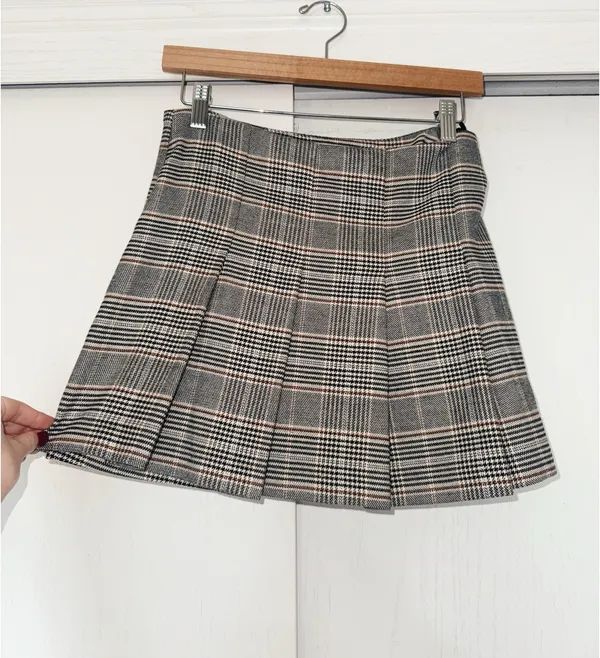 H&M Plaid Skirt  - Image 2