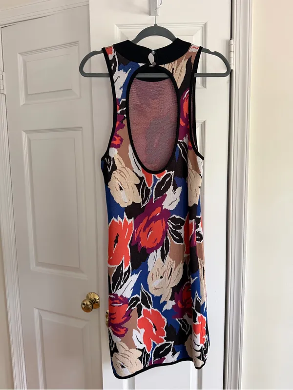 Ted Baker LILYIII Floral Knit Open Back Dress Size 4 - Image 2