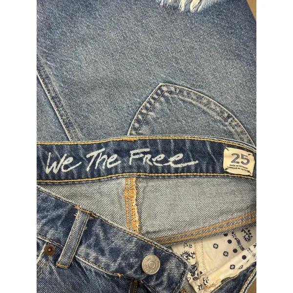 Free People We the Free Bailey Denim Mini Skirt Curved Frayed Hem Size 25 - Image 4