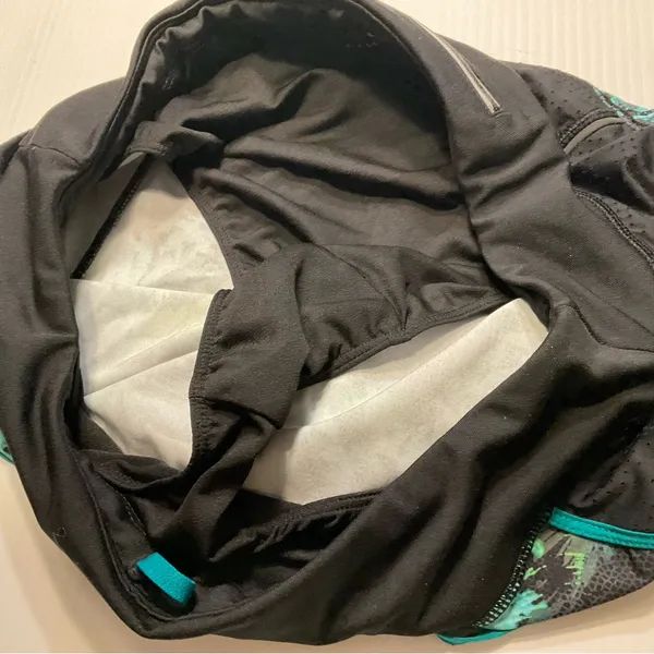 Athleta Women Sz S Track This Run Nepali Teal Green Black 3” Athletic Shorts - Image 5
