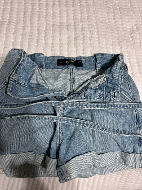 Hollister Shorts - Image 3