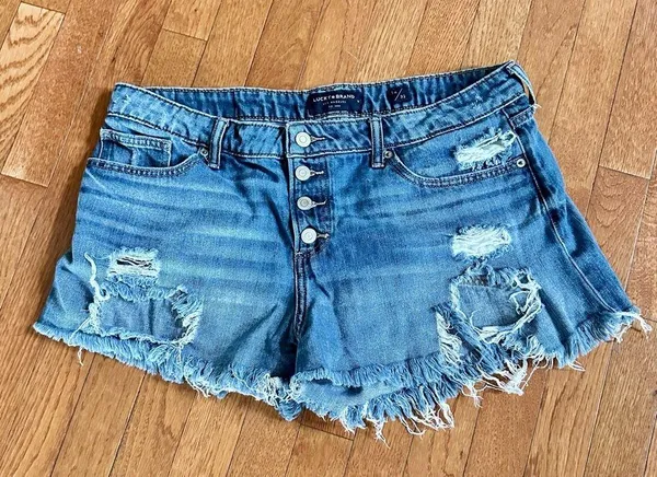 Lucky Brand Cut Off Denim Plus Size Shorts Size 14/32 - Image 3