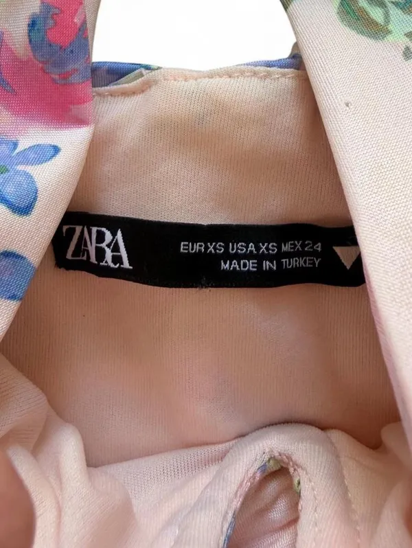 Zara Floral Halter Crop Top Pastel Peach Pink Ruched XS - Image 2