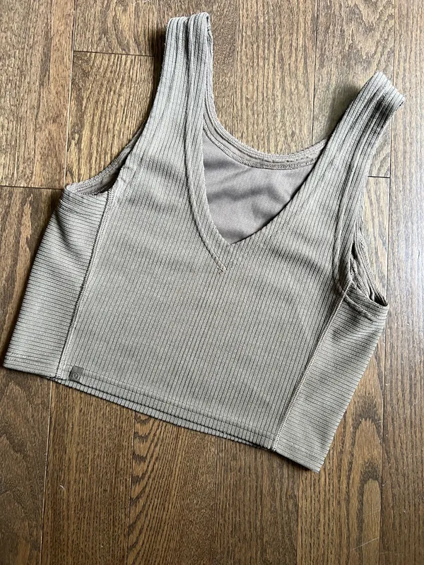 Lululemon Ribbed Softstreme Tank Top Size 4 - Image 2