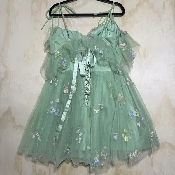 Zapaka dress lavender tulle Prom dress floral embroidery corset bodice Size‎ 16W - Image 10