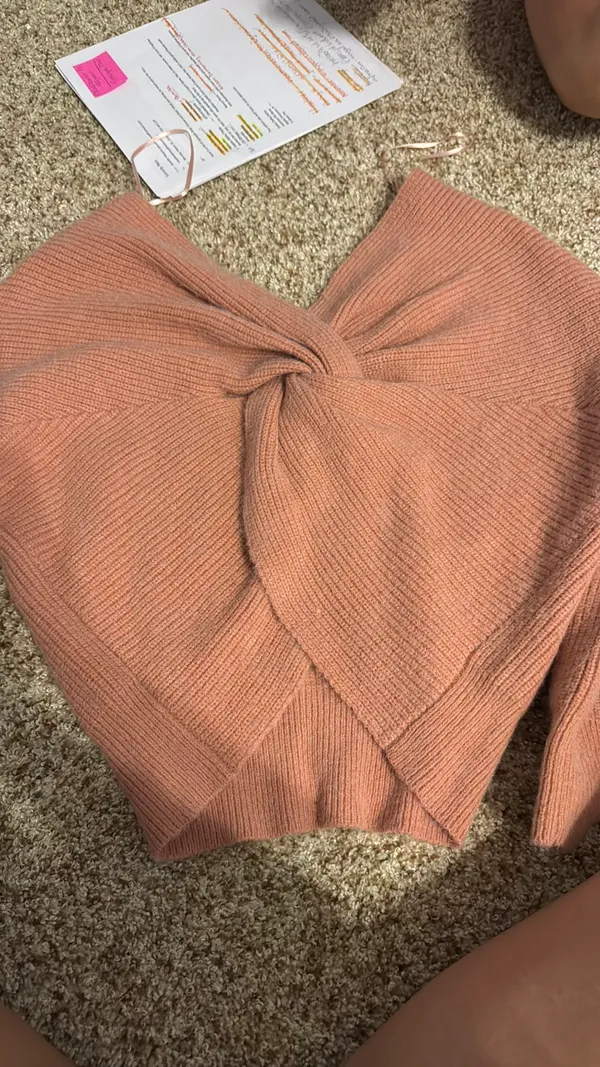 Bishop and Young Pink sweater - Image 2