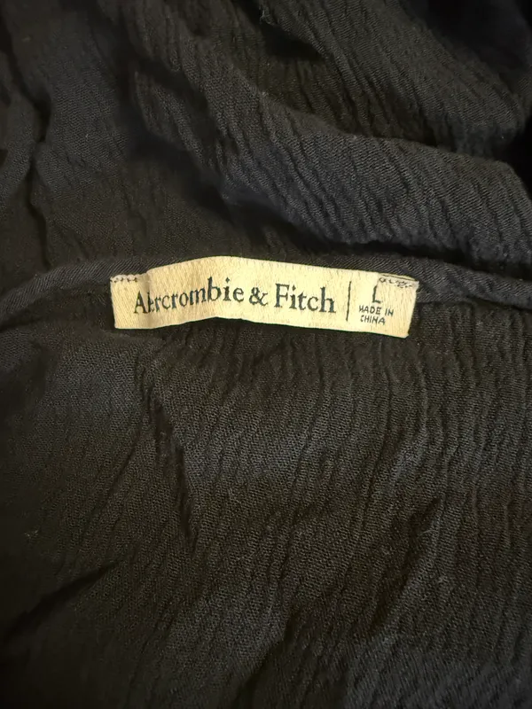 Abercrombie And Fitch Crinkle Short Sleeve Floaty Button Down Top With Cinch Waist Black - Image 2