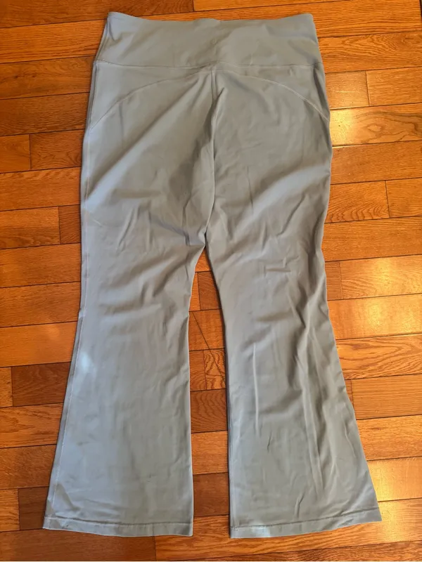 Lululemon Groove Nulu High‑Rise Flared Pant Regular – Size 18 - Image 5