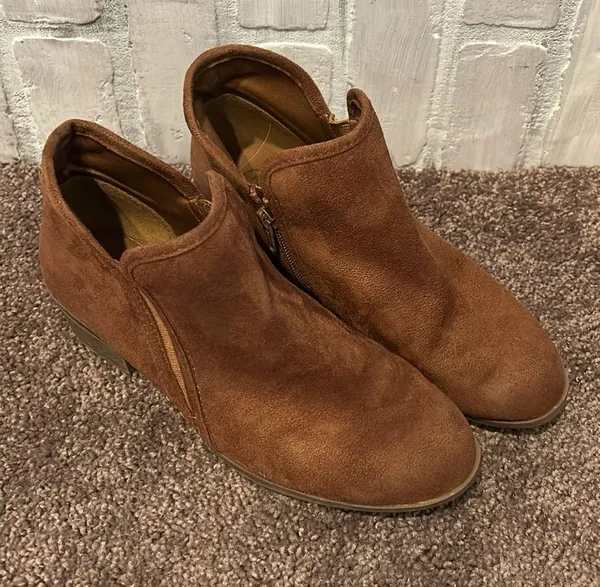 SO Meme Block Heel Ankle Boots Size 8 Chestnut Brown - Image 5