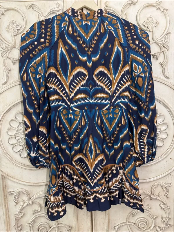 Farm Rio Pineapple Ikat Dress Anthropologie Long-Sleeve Raglan Button Size M - Image 9